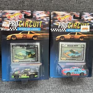 Hot Wheels Kyle Petty #42 Pro Circuit Authentic NASCAR Edition Richard Petty #43